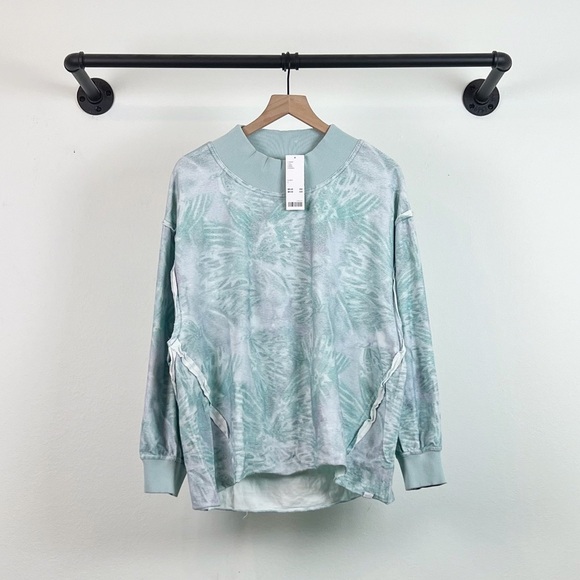NWT Urban Outfitters Out From Under Seamed Oversized Sweatshirt Blue Tie Dye - Picture 5 of 8